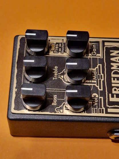 Friedman Smallbox Amp-in-a-box effects pedal controls