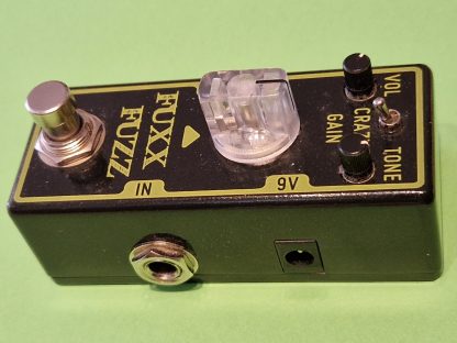 tone city Fuxx Fuzz effects pedal right side