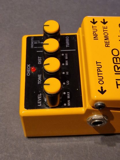 BOSS DS-2 TURBO Distortion effects pedal controls