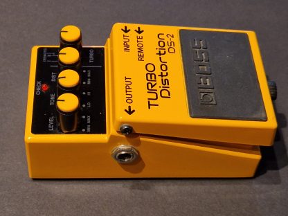BOSS DS-2 TURBO Distortion effects pedal left side