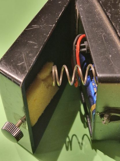 BOSS HM-3 Hyper Metal distortion effects pedal battery cavity