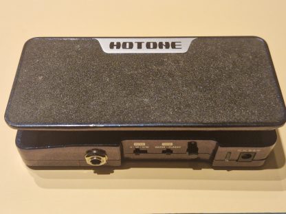 Hotone Soulpress II Volume/Expresseion/WahWah effects pedal right side