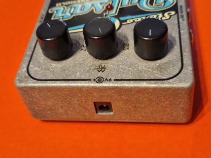 electro-harmonic Stereo Pulsar tremolo effects pedal top side