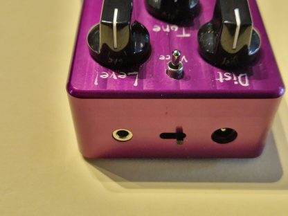 Suhr Riot distortion effects pedal top side