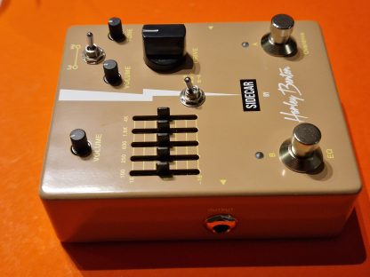 Harley Benton Sidecar overdrive and EQ effects pedal left side