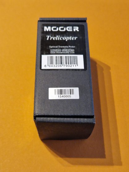 Mooer Trelicopter tremolo effects pedal box