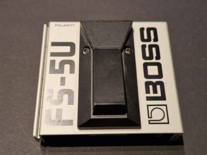 BOSS FS-5U momentary switch