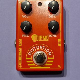 Dolamo D-9 Distortion effects pedal