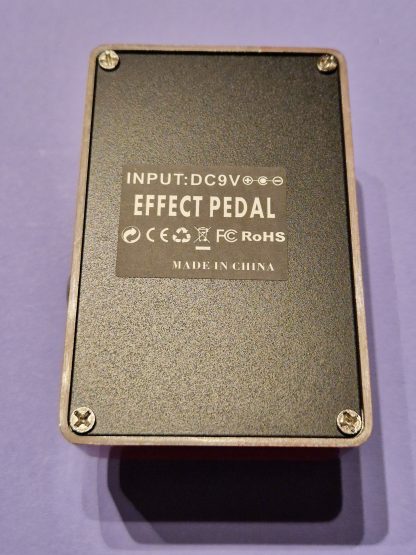 Dolamo D-9 Distortion effects pedal bottom side