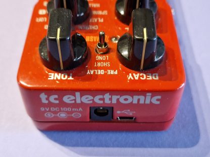 tc electronic Hall of Fame 2 reverb effects pedal top side